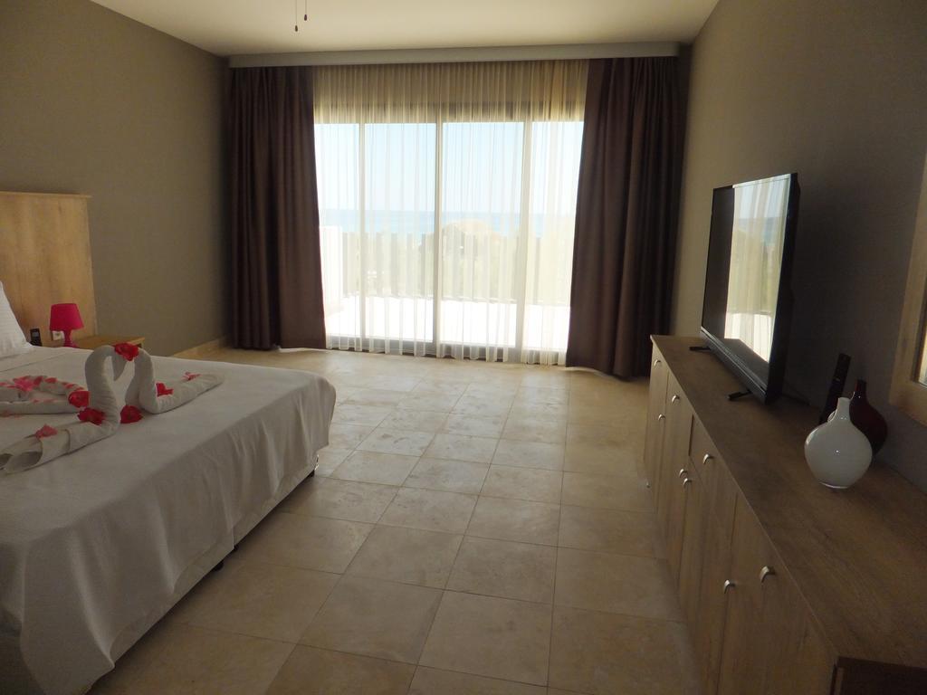 Aytas Hotel Ayvalı Extérieur photo